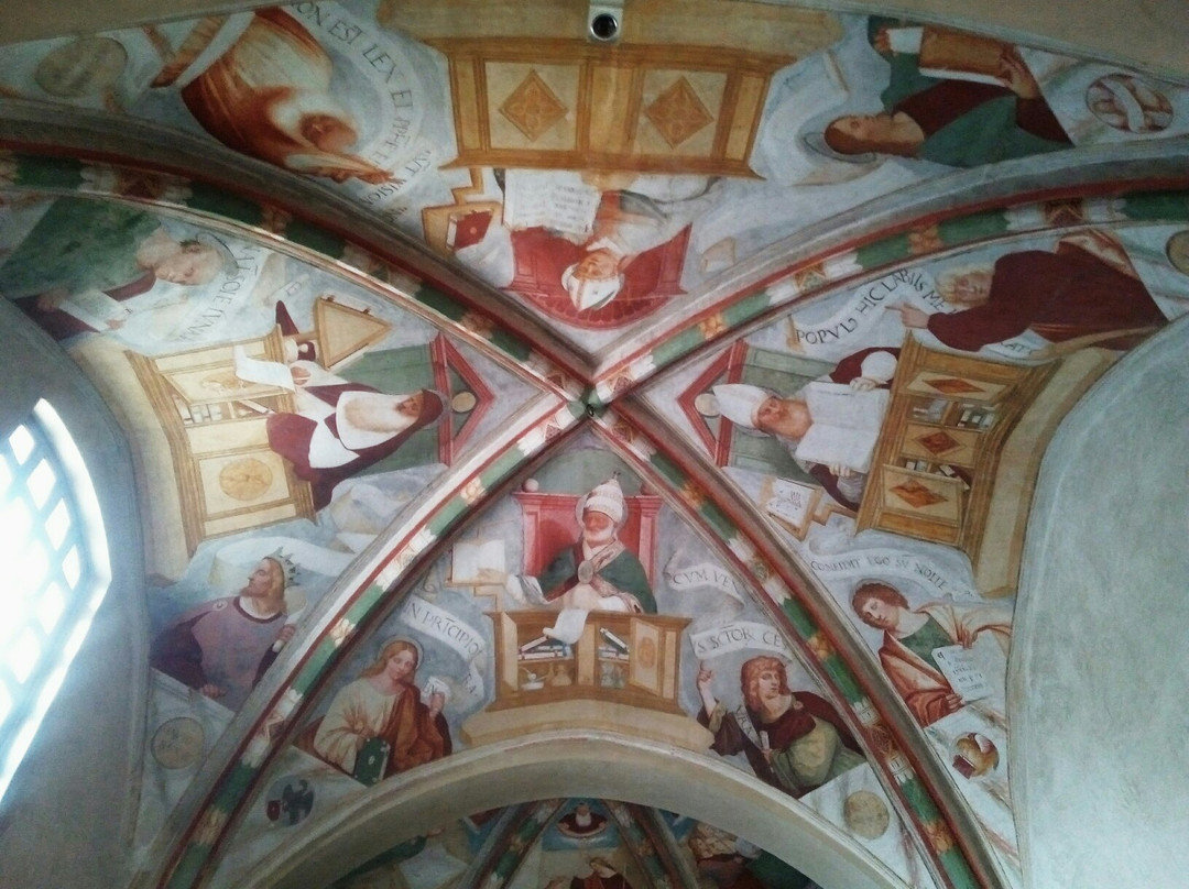 Parrocchia di Sant'Ulderico-波代诺内必去景点