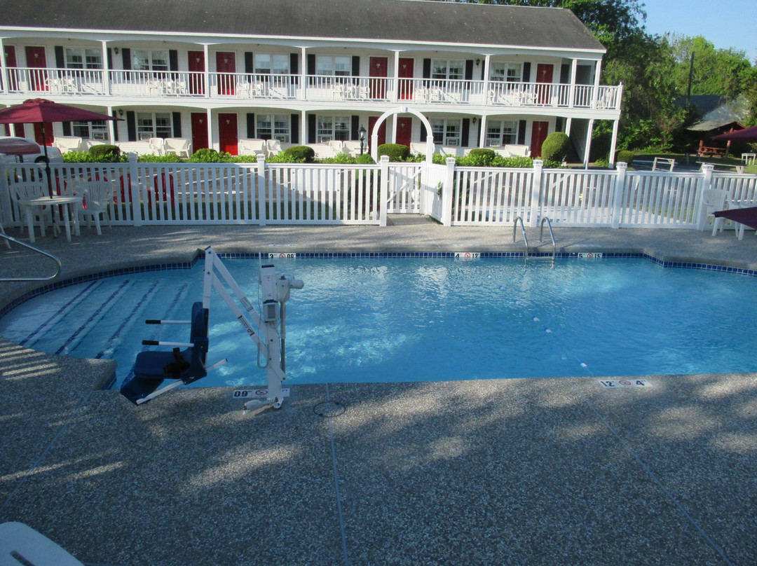 Long Beach Motor Inn