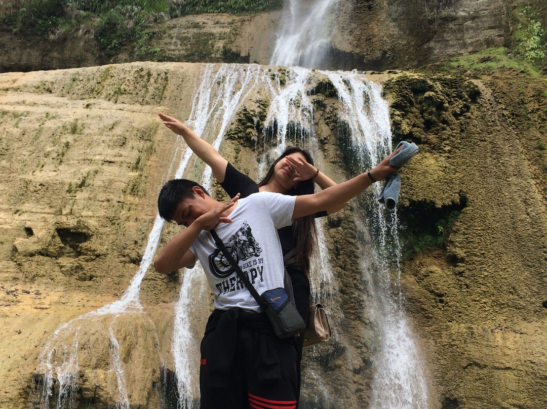 Can-umantad Falls-Candijay必去景点