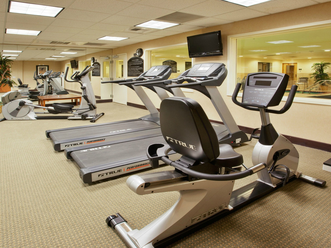 Holiday Inn Express & Suites Lincoln-roseville Area By IHG主图