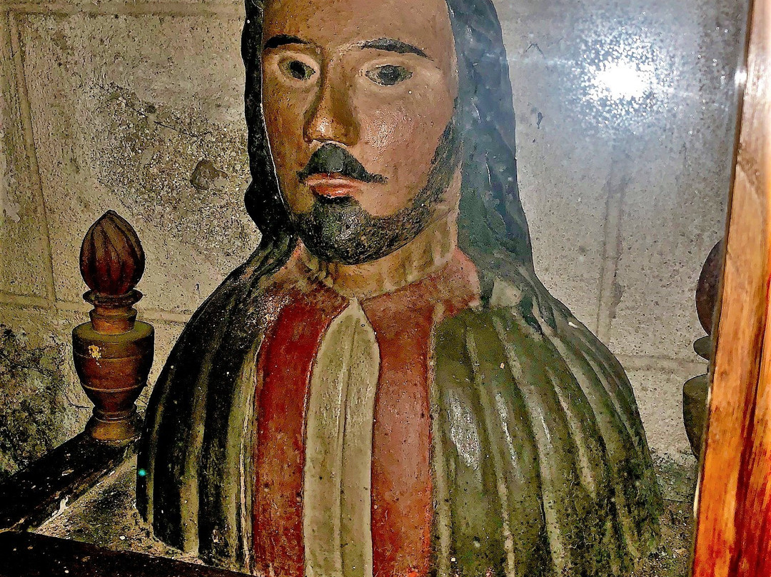 Eglise Saint-Julien-Ussac必去景点