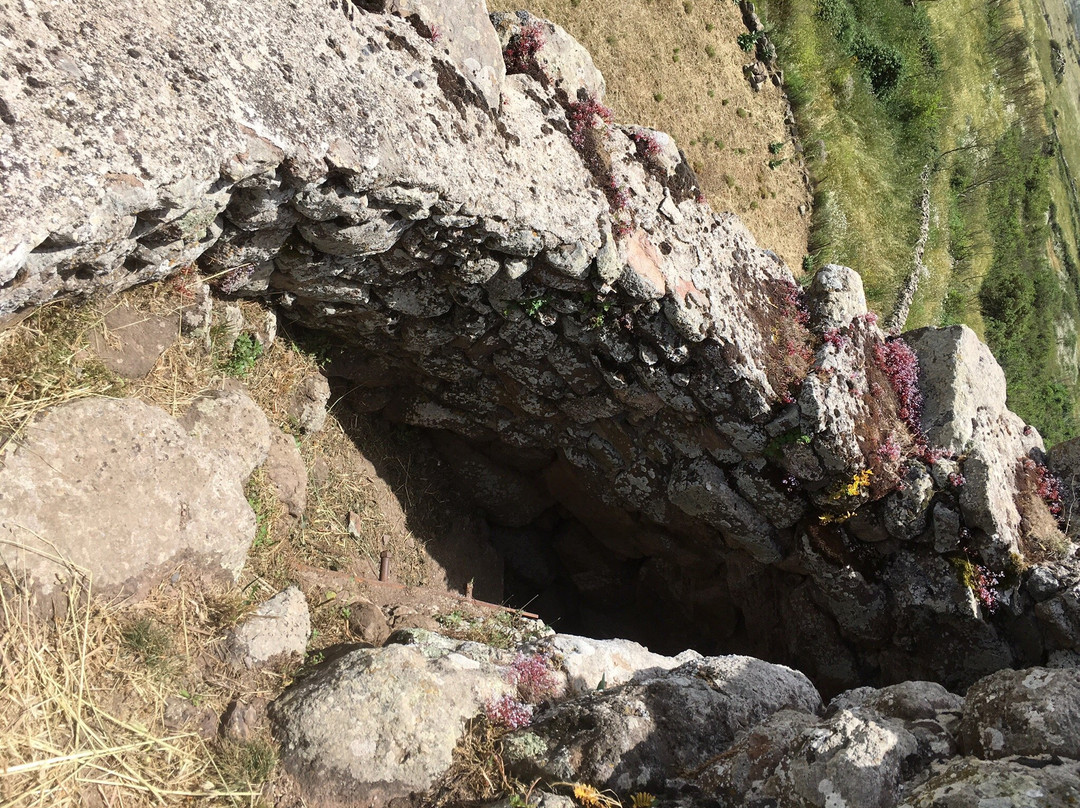 Nuraghe Santa Barbara-Macomer必去景点