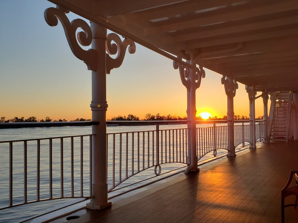 African Queen Steamboat Tour-新瓦雅塔必去景点