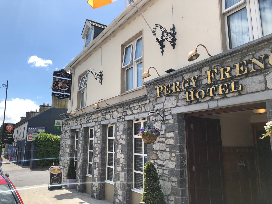 Percy French Hotel主图