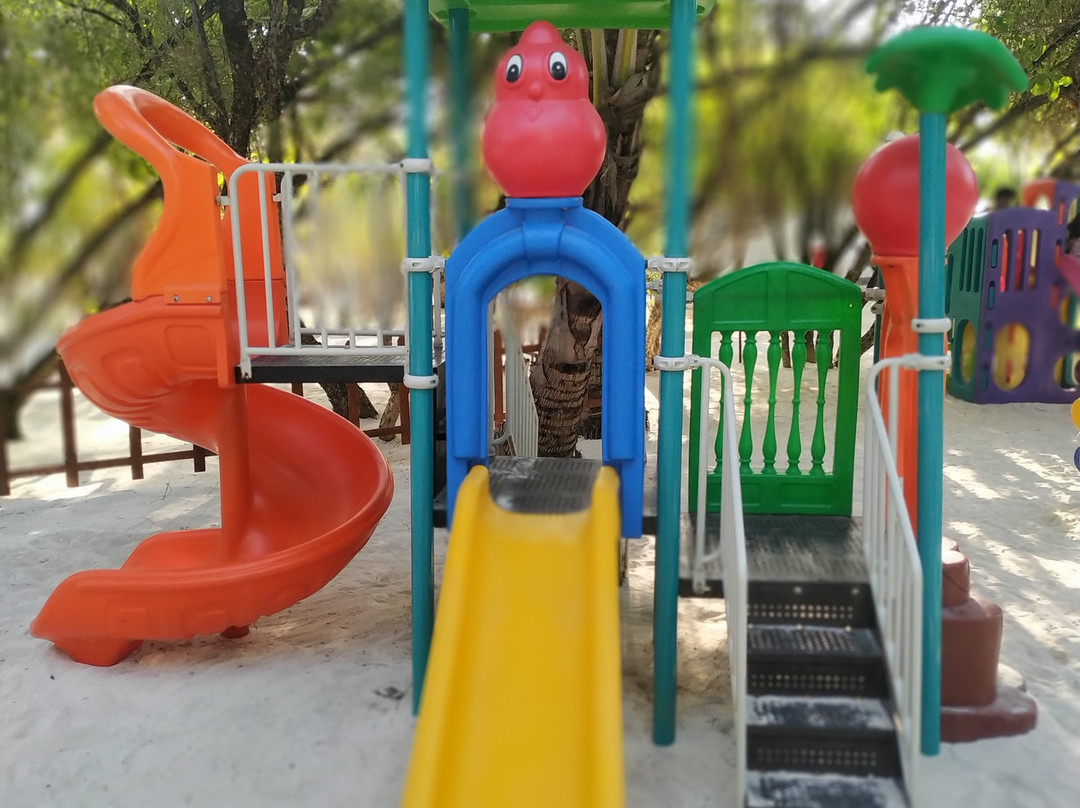 梦幻岛度假村主图