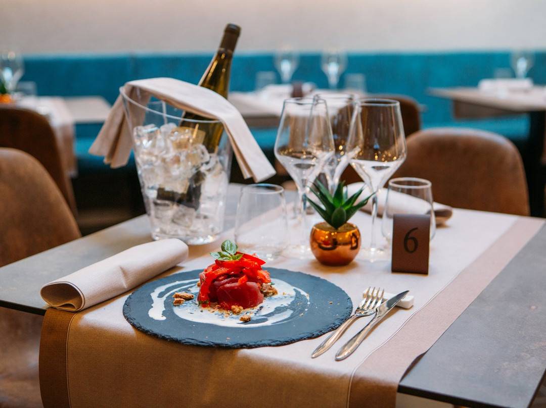 Evo Fish Bistrot & wine bar