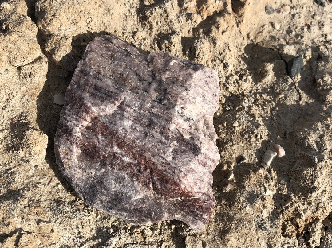 Kit Fox Hills-Stovepipe Wells必去景点