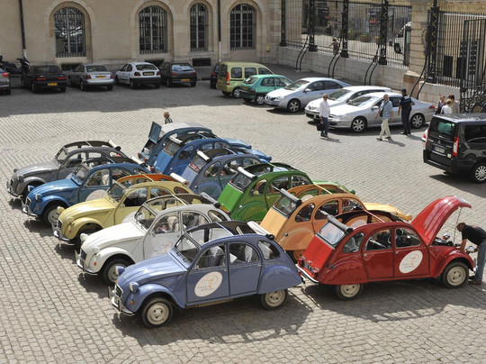 2CV BOURGOGNE TOURS-博讷必去景点