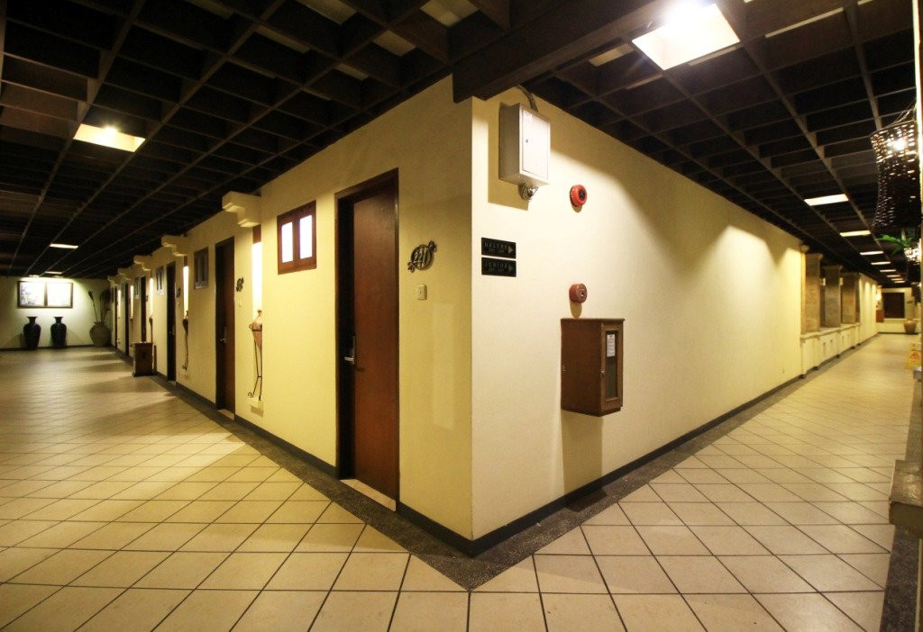 莲花园饭店主图