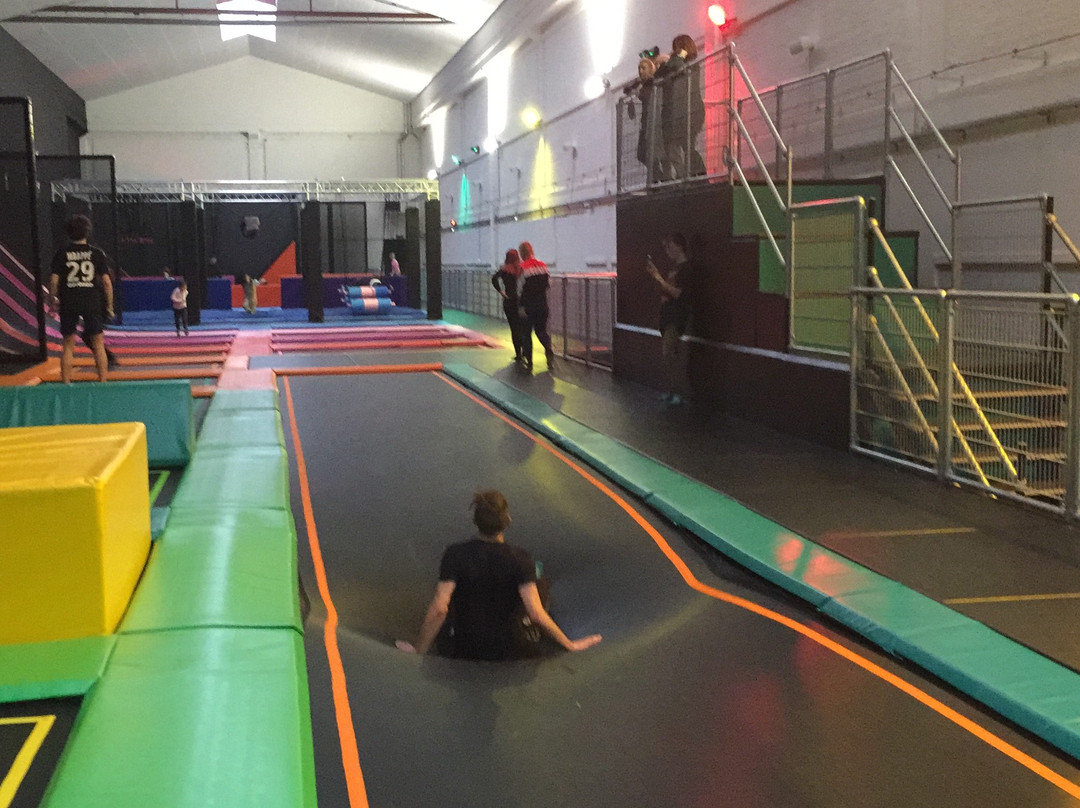 Trampoline Park You Jump Amiens-亚眠必去景点