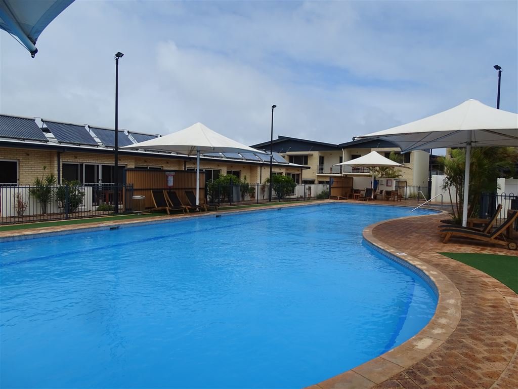 Nesuto Geraldton Apartment Hotel-泳池
