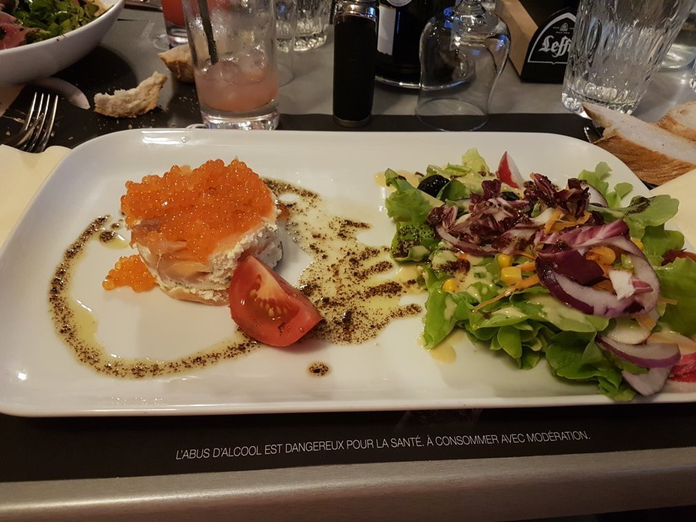 Clarafond-Arcine餐馆和美食-La Table Perdue