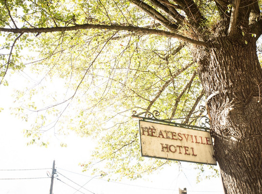 希勒斯维尔酒店主图