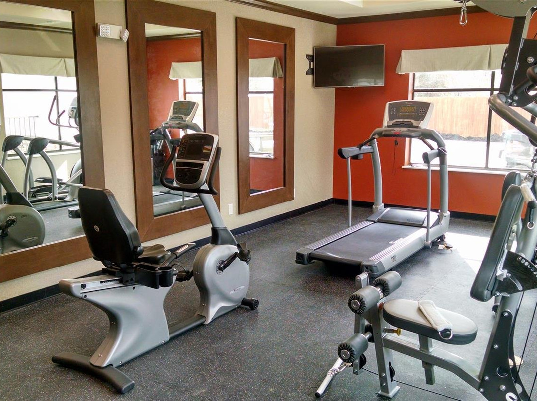 Best Western Plus Flatonia Inn主图