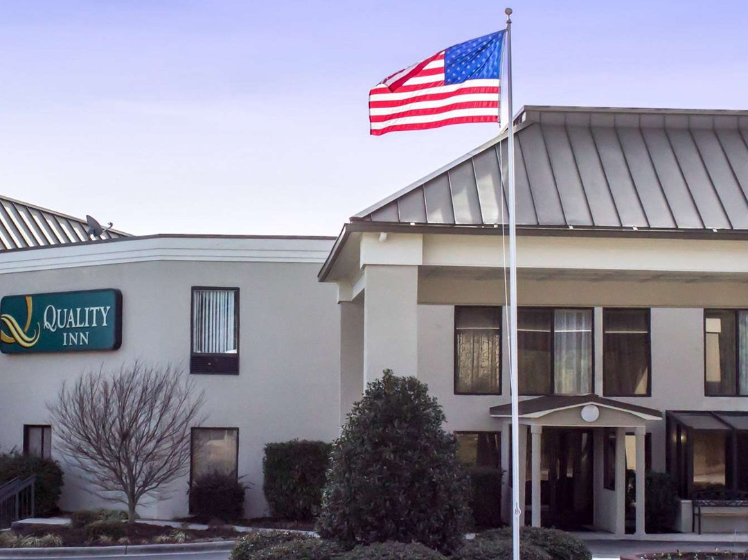 Quality Inn & Suites主图