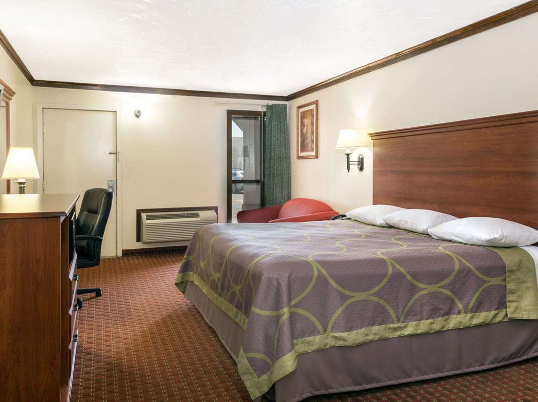 Super 8 by Wyndham Enid主图