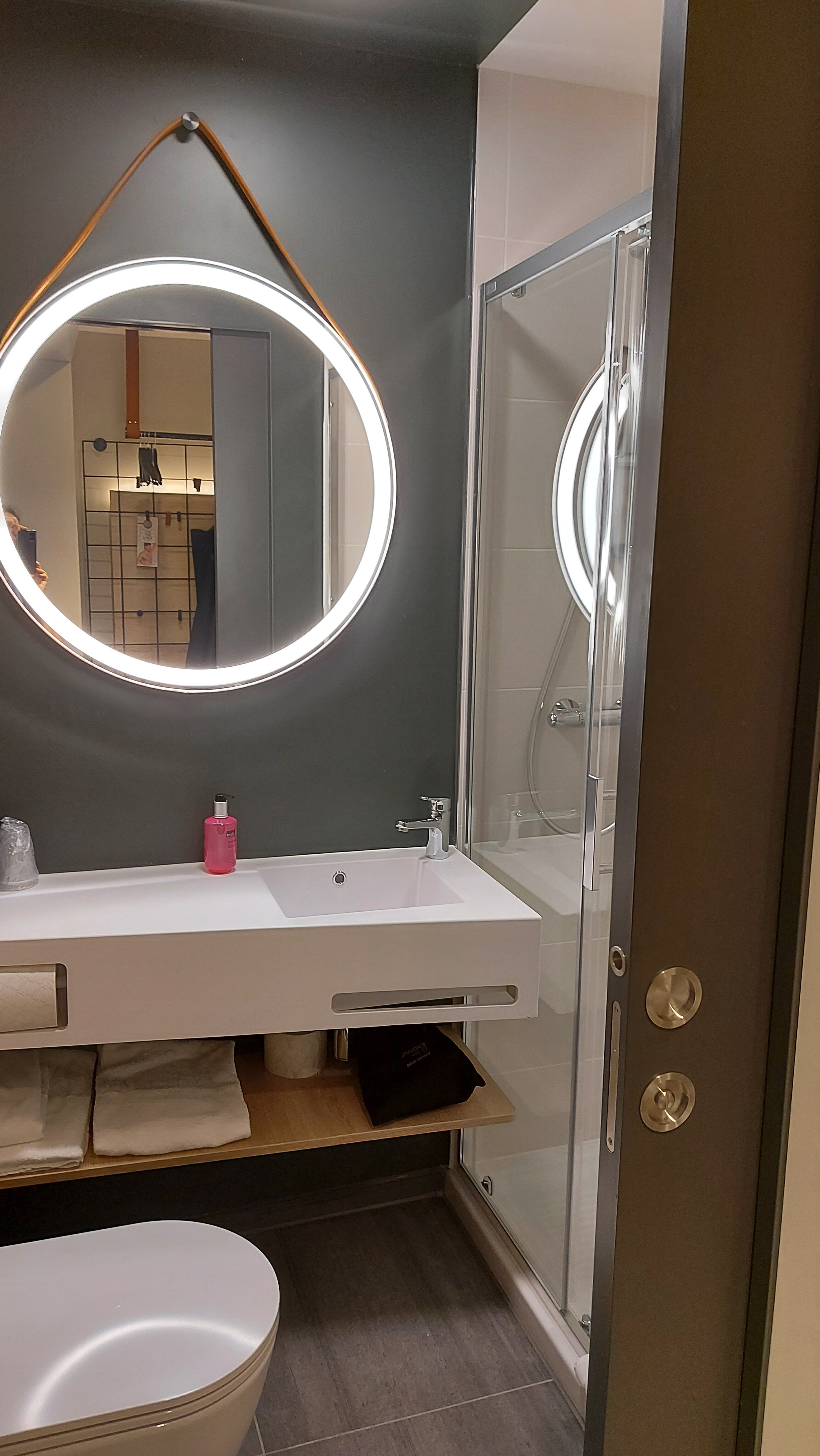 Moxy Essen City-官方