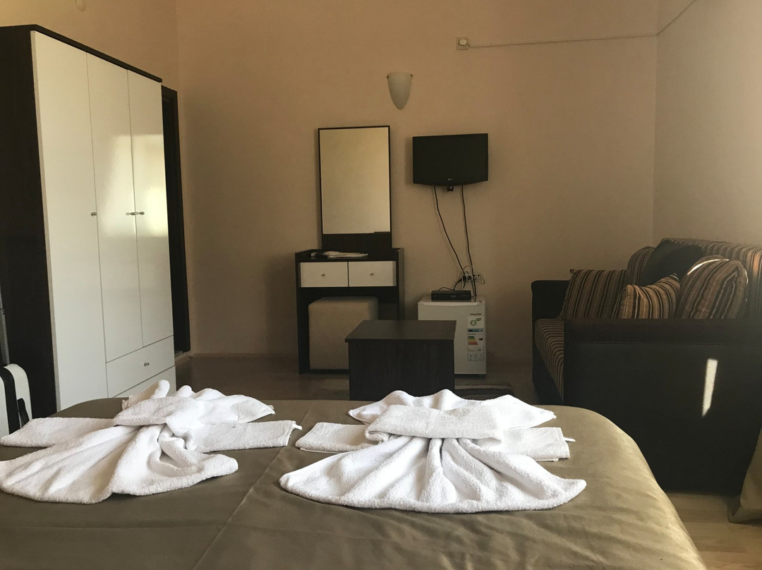 Naturel Hotel & Restaurant主图