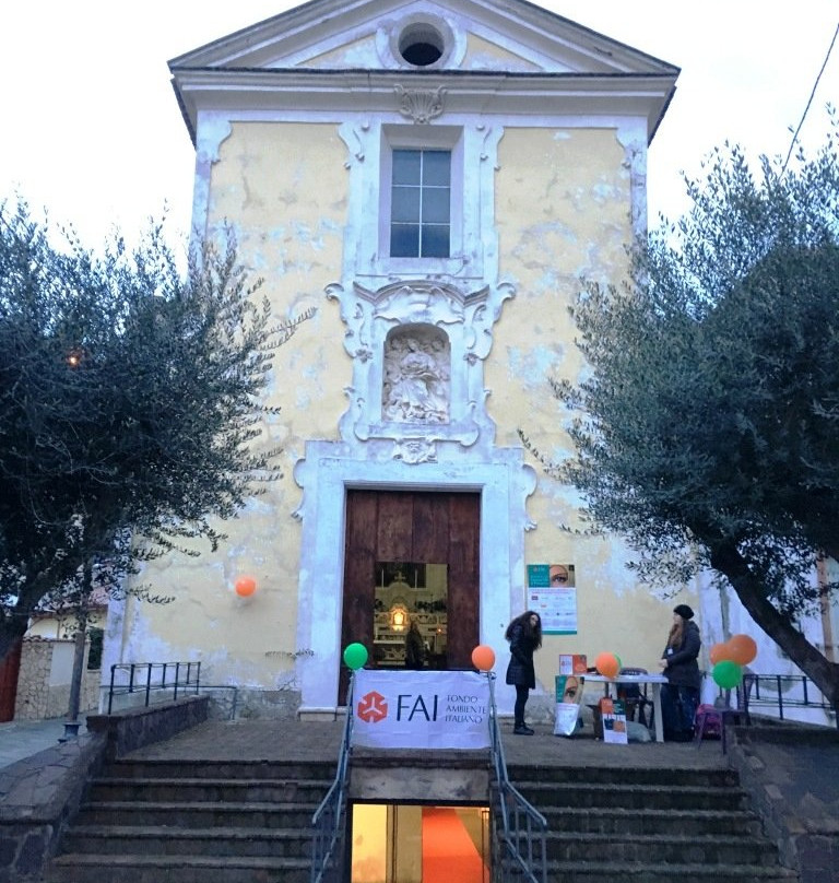 Chiesa di Santa Maria della Pietà-Lauro必去景点