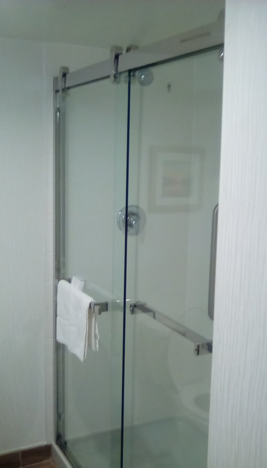 Hampton Inn & Suites Baltimore/Aberdeen-浴室