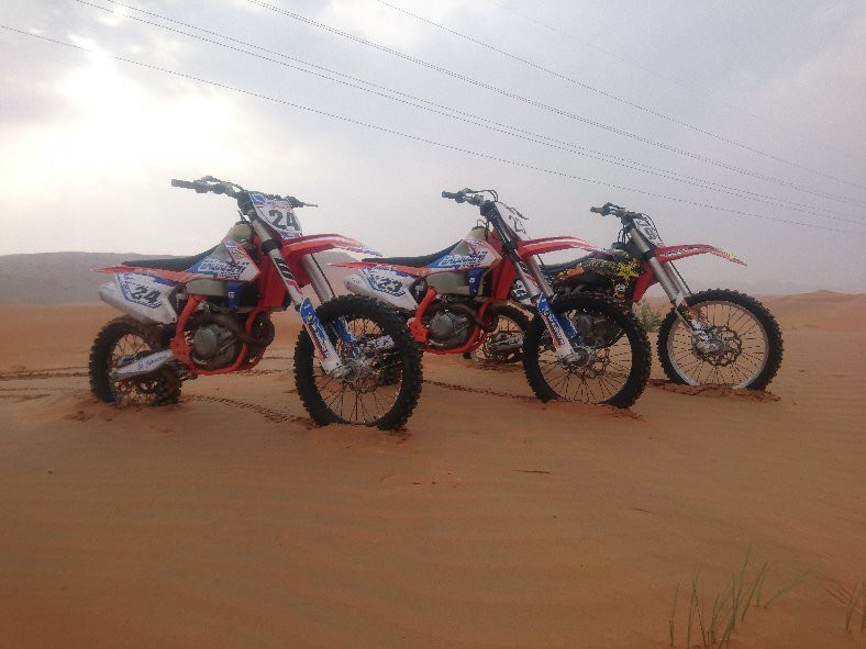 MX-Academy Motocross Enduro Desert ride and Dune Bashing Dubai-杰贝阿里必去景点