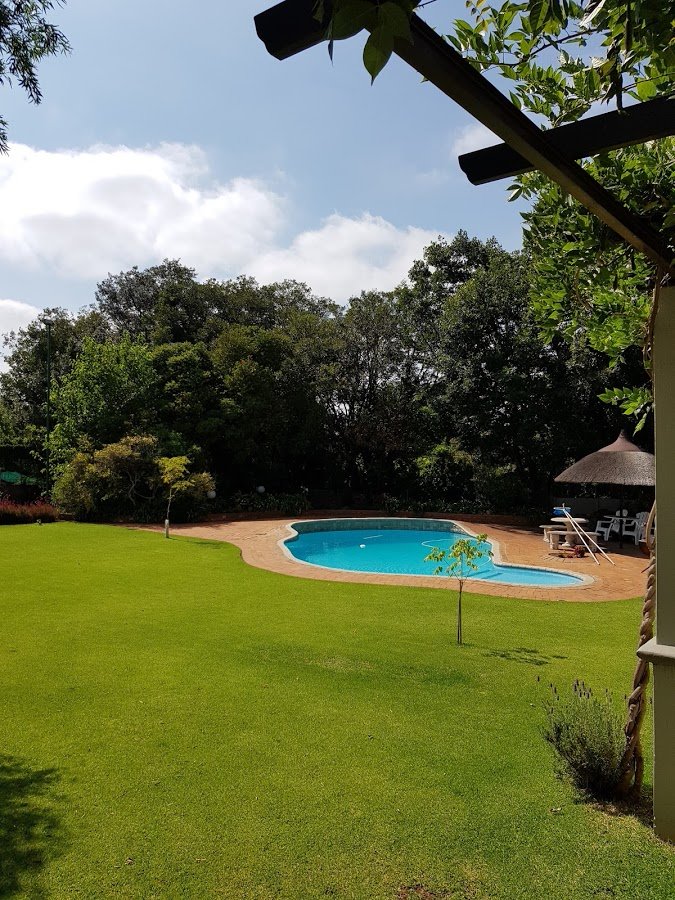Bergliot Guest House-泳池