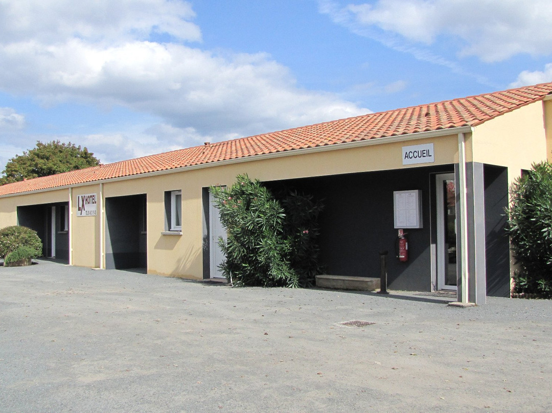 Lx Hotel