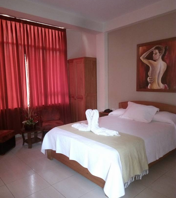 Royal Kerkus Hotel主图