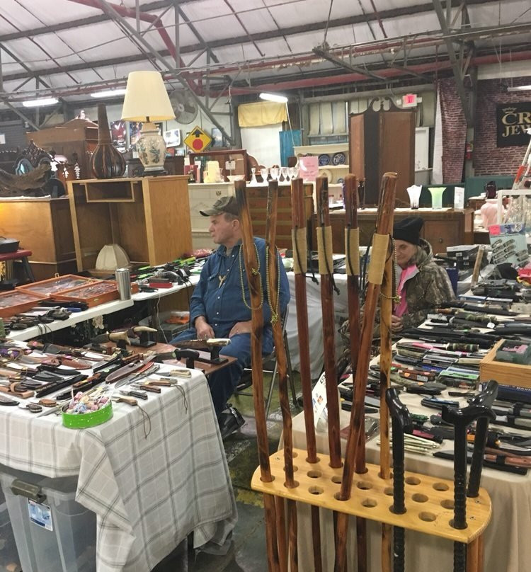 Flowood Antique Flea Market景点图片