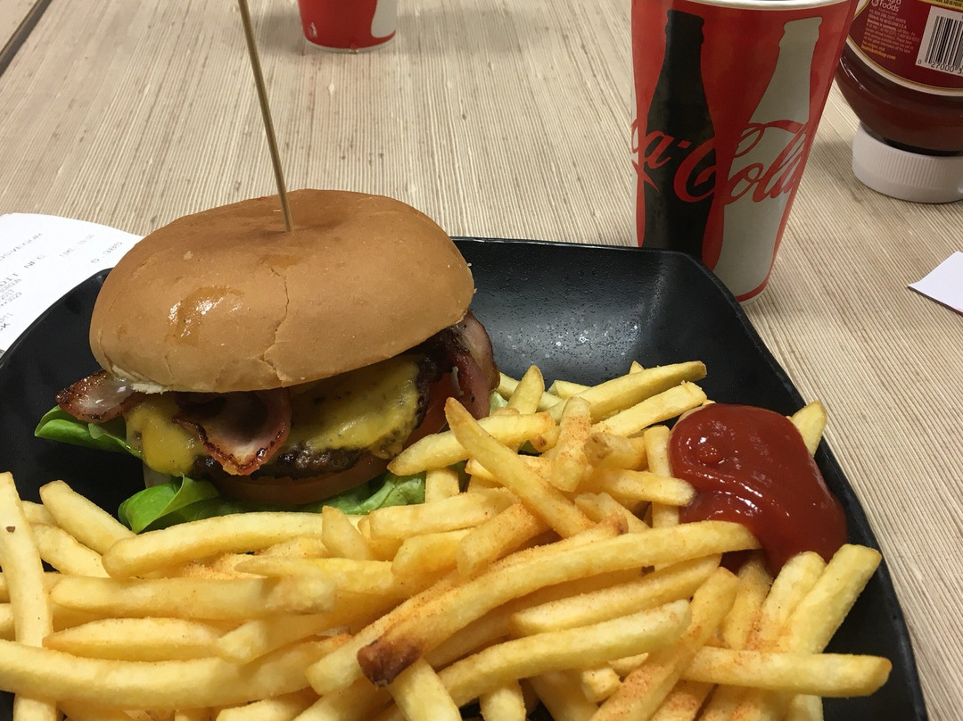 Saudarkrokur餐馆和美食-Nesti