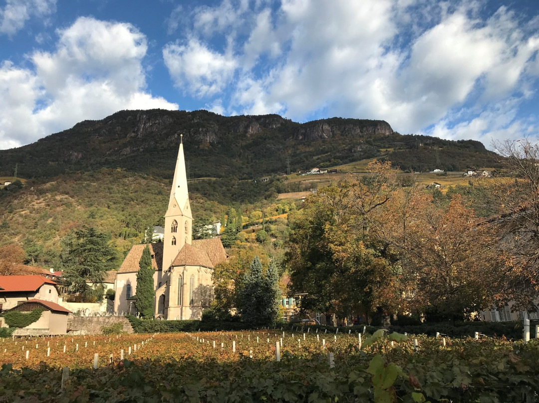 Alte Grieser Pfarrkirche mit dem Altar von Michael Pacher景点图片