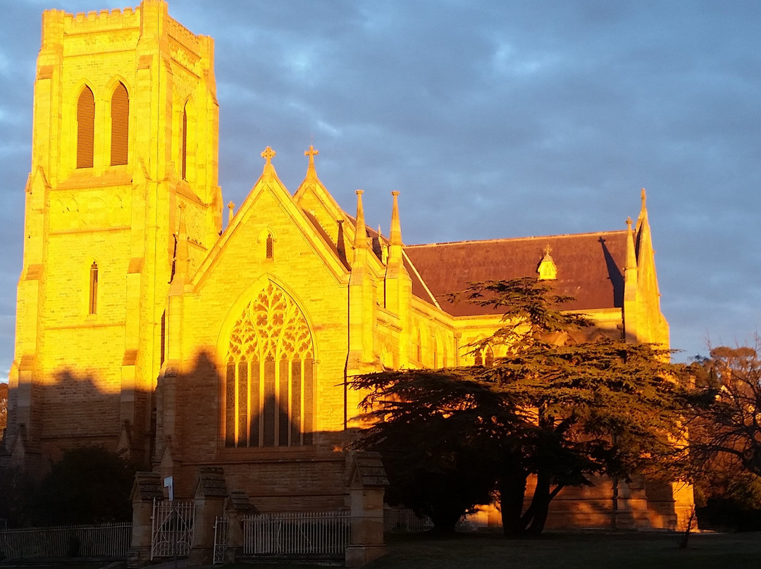 St. Saviour's Cathedral景点图片