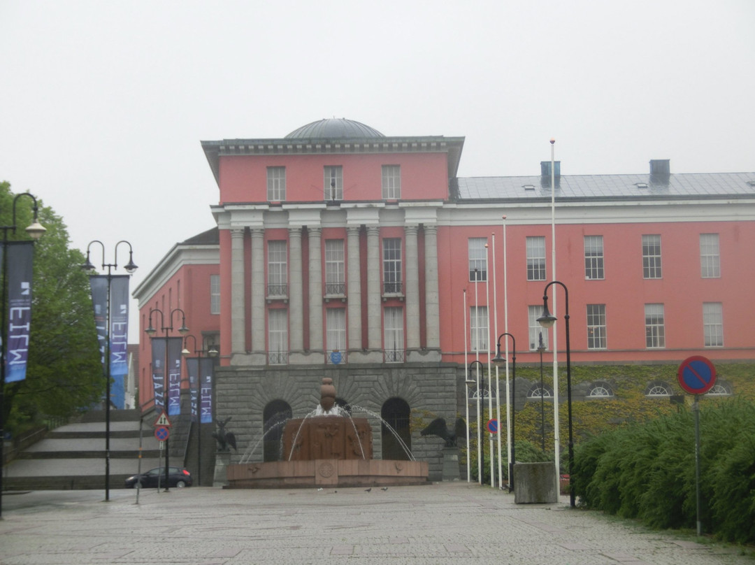 Haugesund Town Hall景点图片
