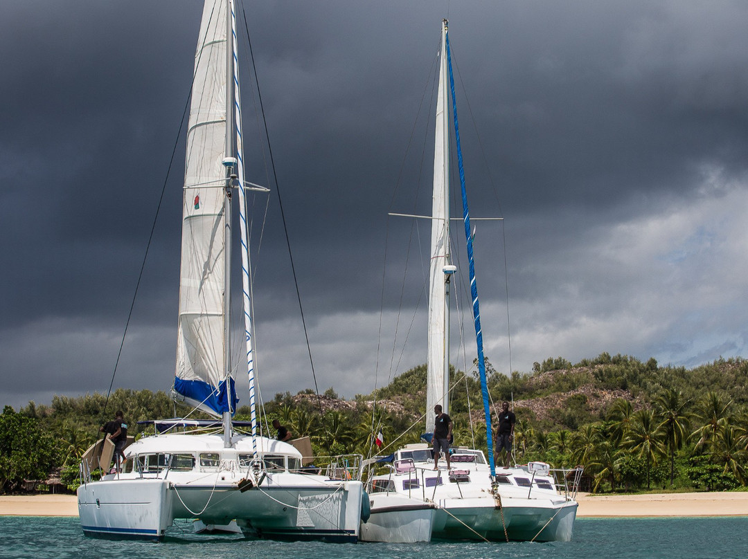 Catamaran Evasion景点图片
