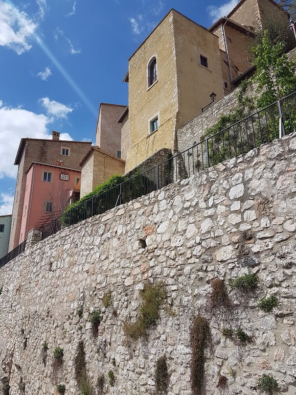 Castello di Postignano景点图片