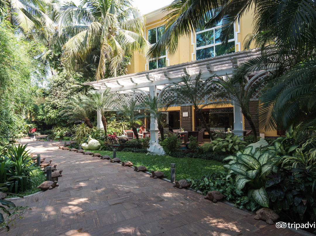 Fenicia Riverside Resort