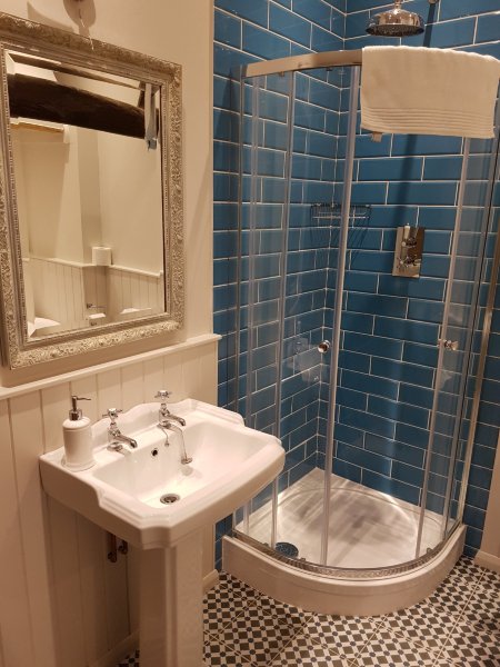 Dovecot Studio B&B-浴室