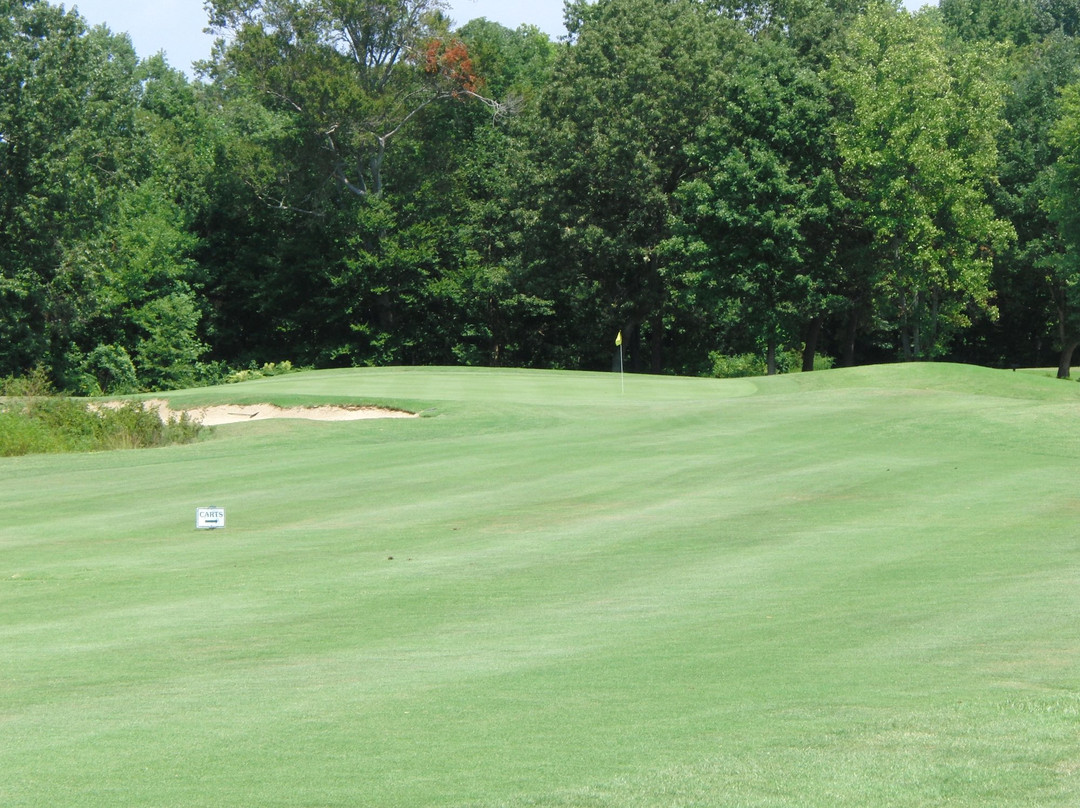 Hobbs Hole Golf Course景点图片