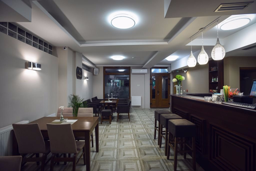 城市小屋酒店