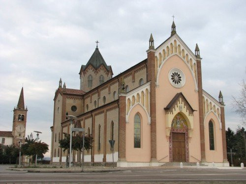 Chiesa di Santa maria Assunta景点图片