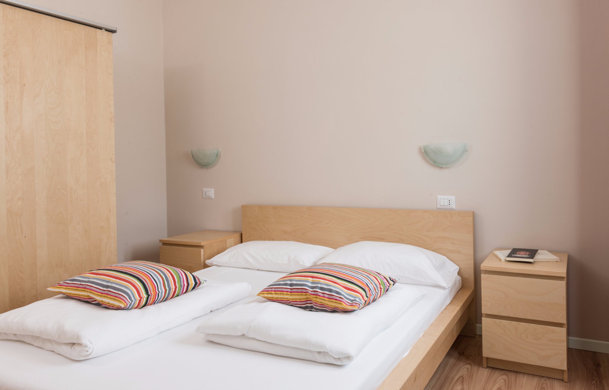 Fenil Del Santo-官方