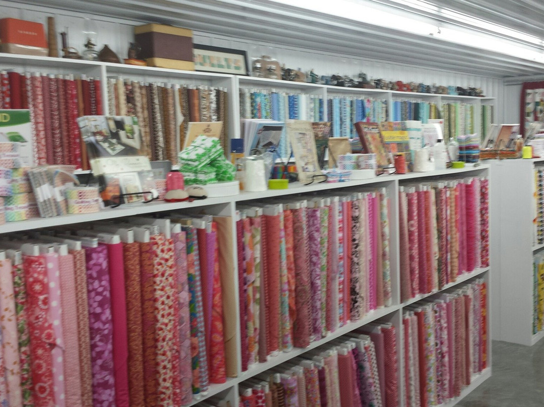 Backyard Fabric-Mayfield必去景点