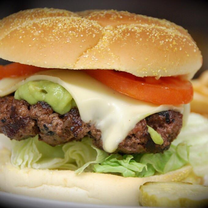 White Lake餐馆和美食-Mulligans Sports Bar & Grill