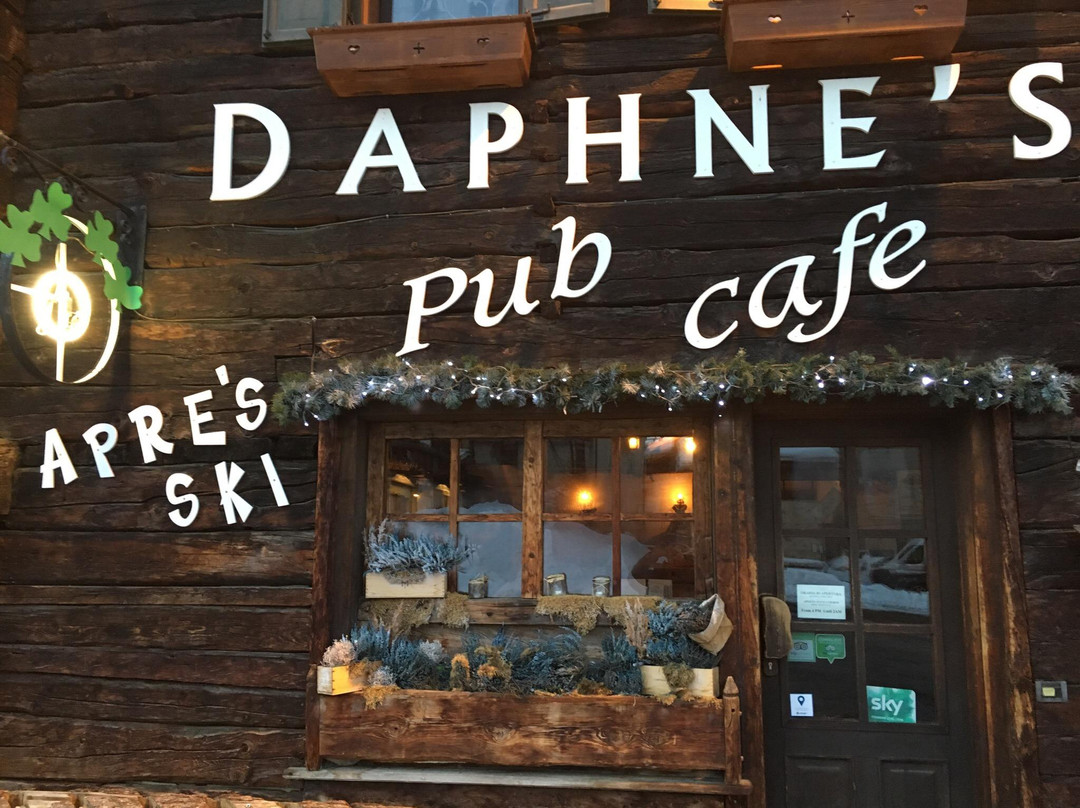 Daphne's pub-利维尼奥必去景点