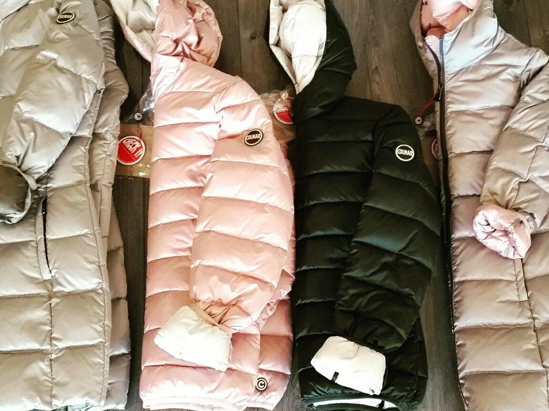 Le bimbe del ponte abbigliamenti 0-16anni景点图片