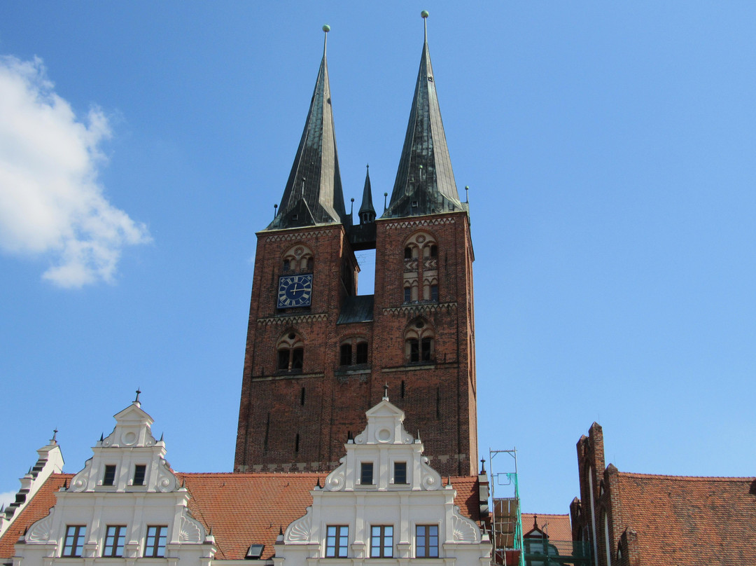 Pfarrkirche Sankt Marien景点图片