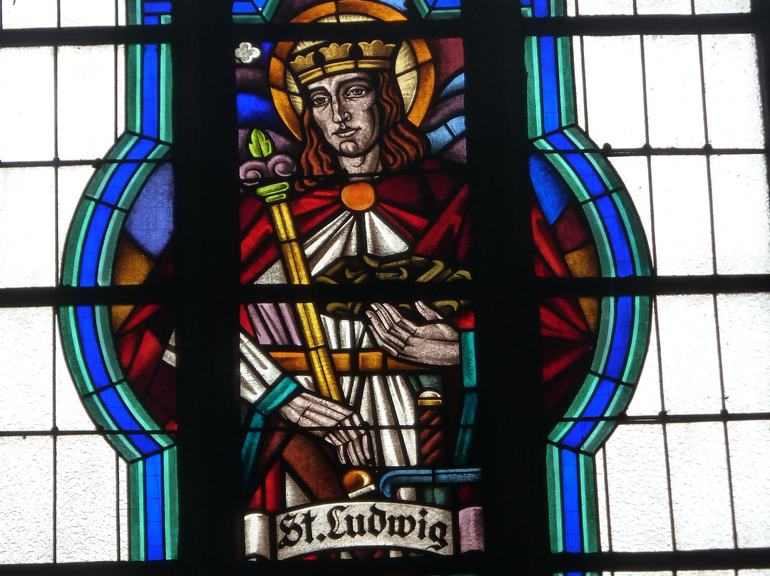 Katholic Pfarrkirche Hl. Nikolaus-克伦姆斯必去景点
