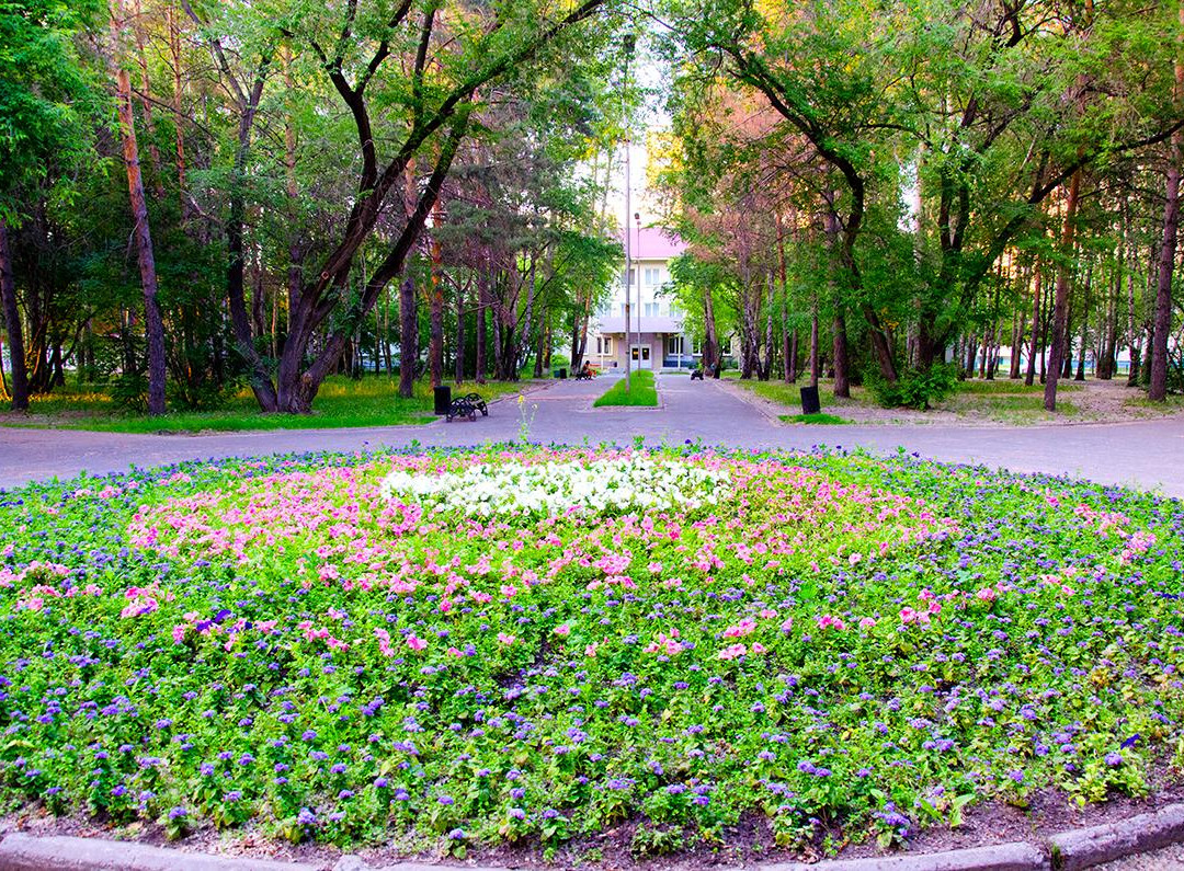 Aleksandr Moiseenko's Park-秋明必去景点