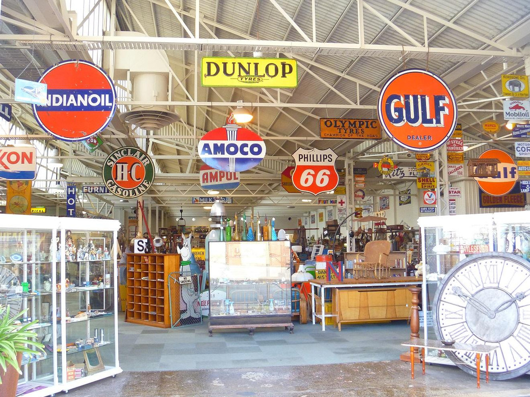 Corio旅游景点-Geelong Vintage Market