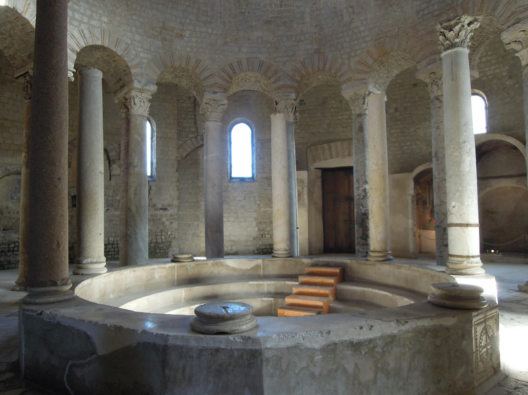 Battistero Paleocristiano Santa Maria Maggiore景点图片
